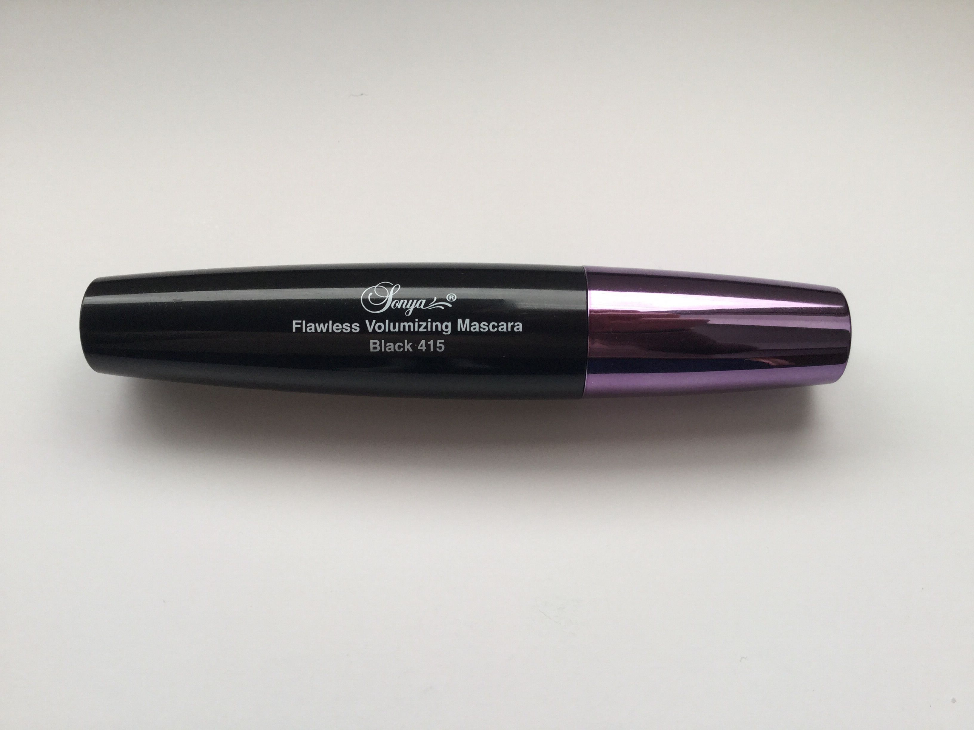 Sonya Flawless Volumizing Mascara